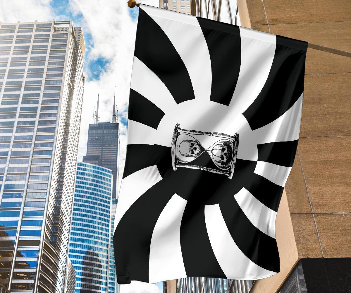 Unus Annus Flag Black &amp White Hypnosis Spiral Skull Flag Halloween Gifts Family Presents