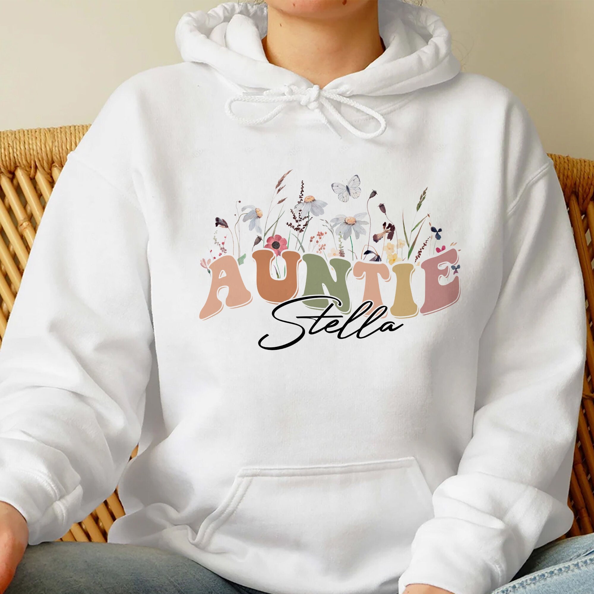 Custom Auntie Est Sweatshirt, Christmas Gift Auntie, Mother's Day Sweatshirt, Mother's Day Gift, Auntie Gifts , Aunt Gift, Aunt Shirt