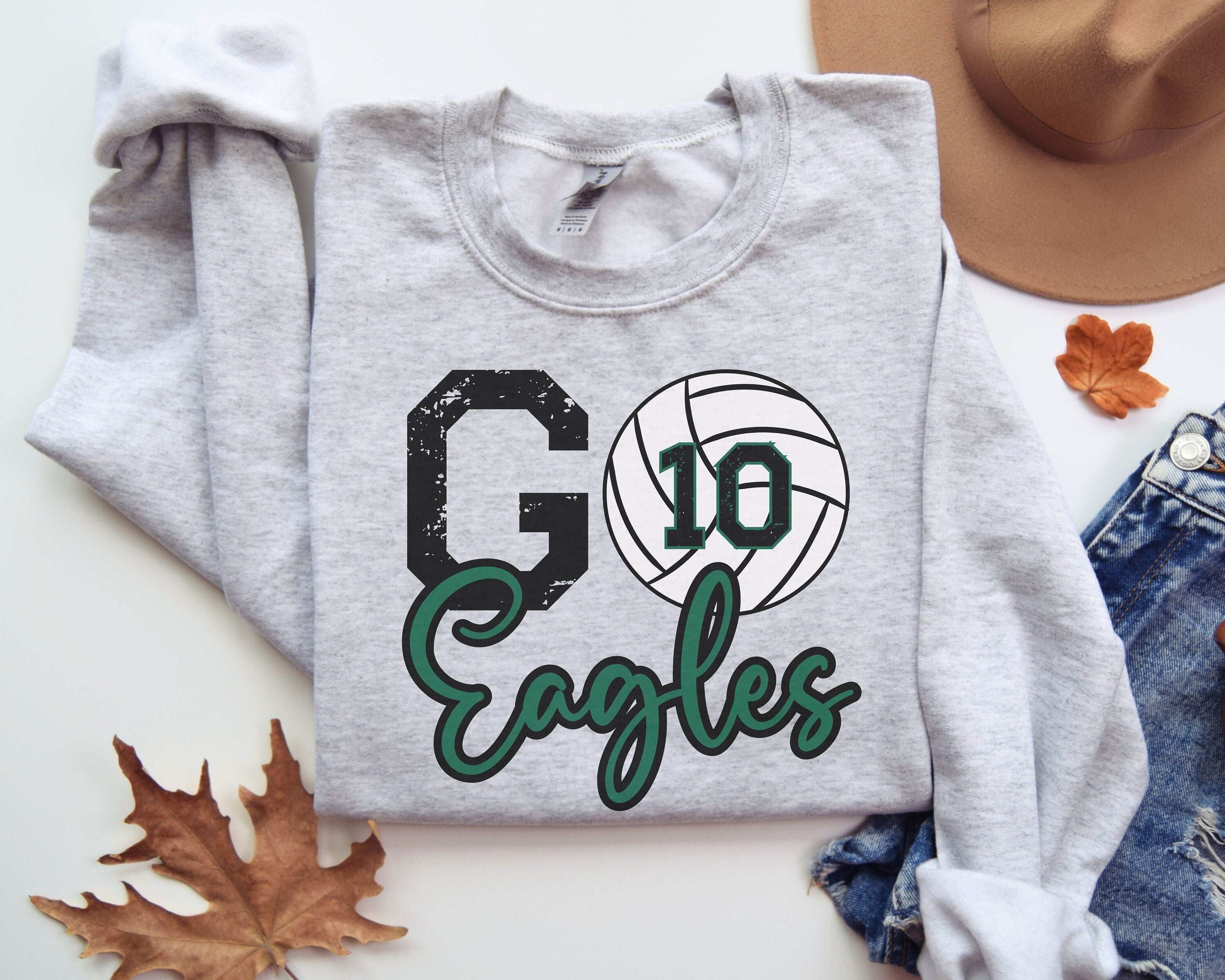 Custom Volleyball Sweatshirt, Personalized Volleyball Mom Crewneck, volleyball Fan Pullover, volleyball Number Sweatshirt