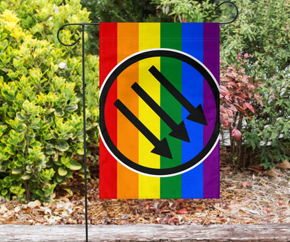 Three Narrows LGBT Pride Flag Iron Front Anti Homophobia Aktion Pride Merchandise