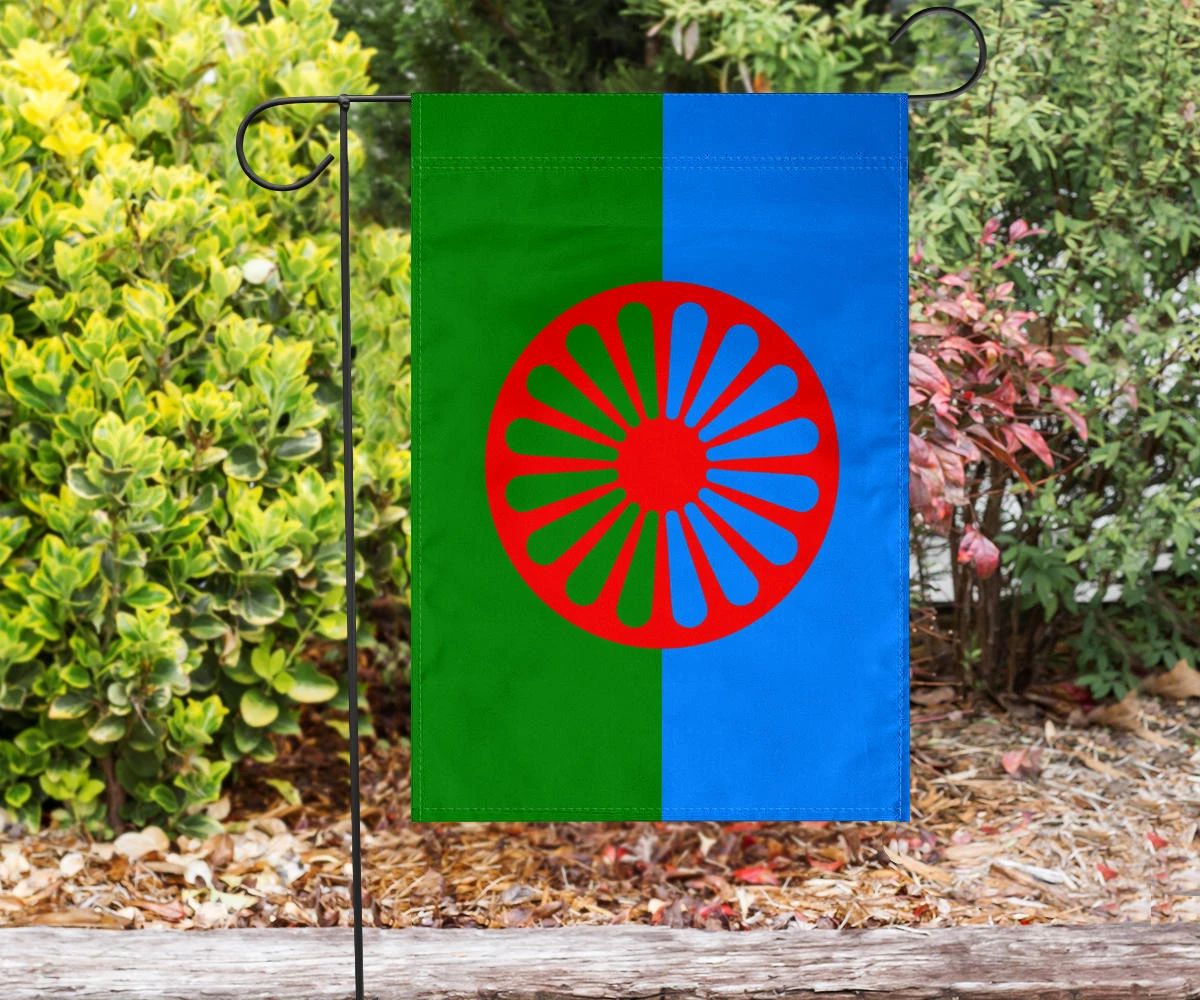 Billy Joe Saunders Gypsy Flag For Sale Blue And Green Flag With Red Wheel Billy Joe Saunders Flag