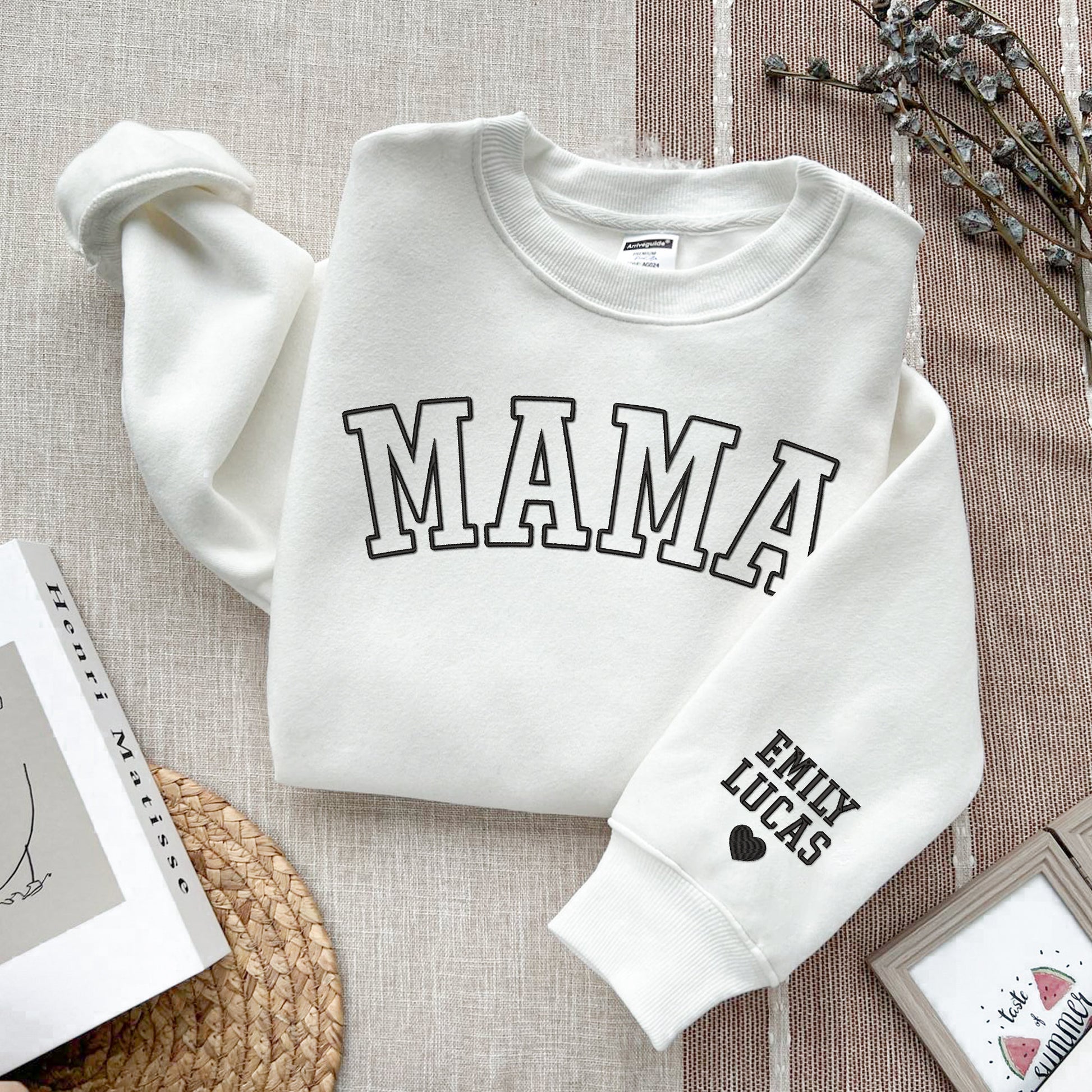 Embroidered Personalized Mama Sweatshirt with Kid Names on Sleeve, Mothers Day Gift, Birthday Gift for Mom,New Mom Gift