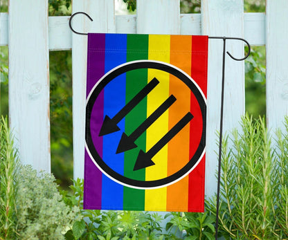 Three Narrows LGBT Pride Flag Iron Front Anti Homophobia Aktion Pride Merchandise