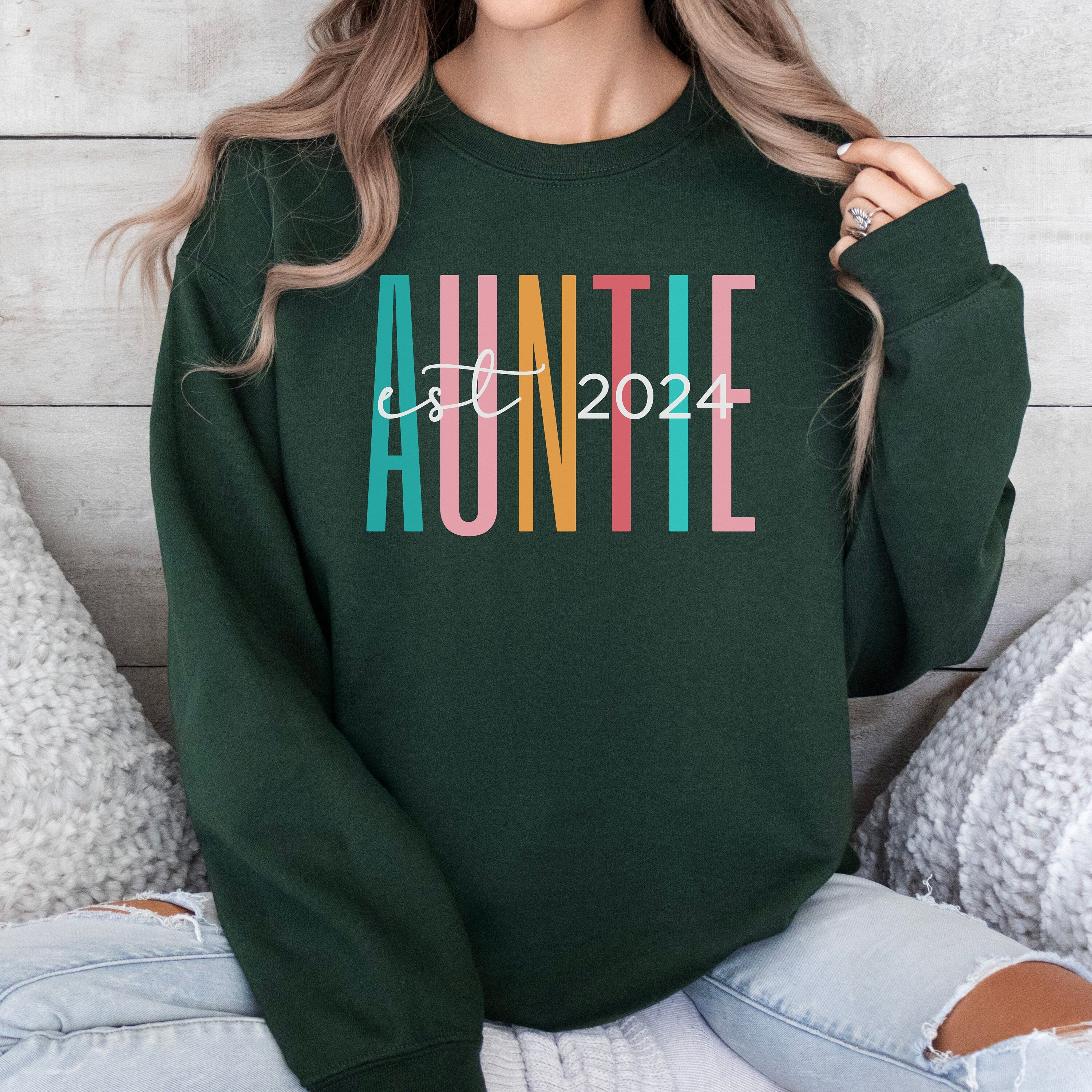 Custom Auntie Est Sweatshirt, Auntie Est 2024 Sweater, Gift for Aunt