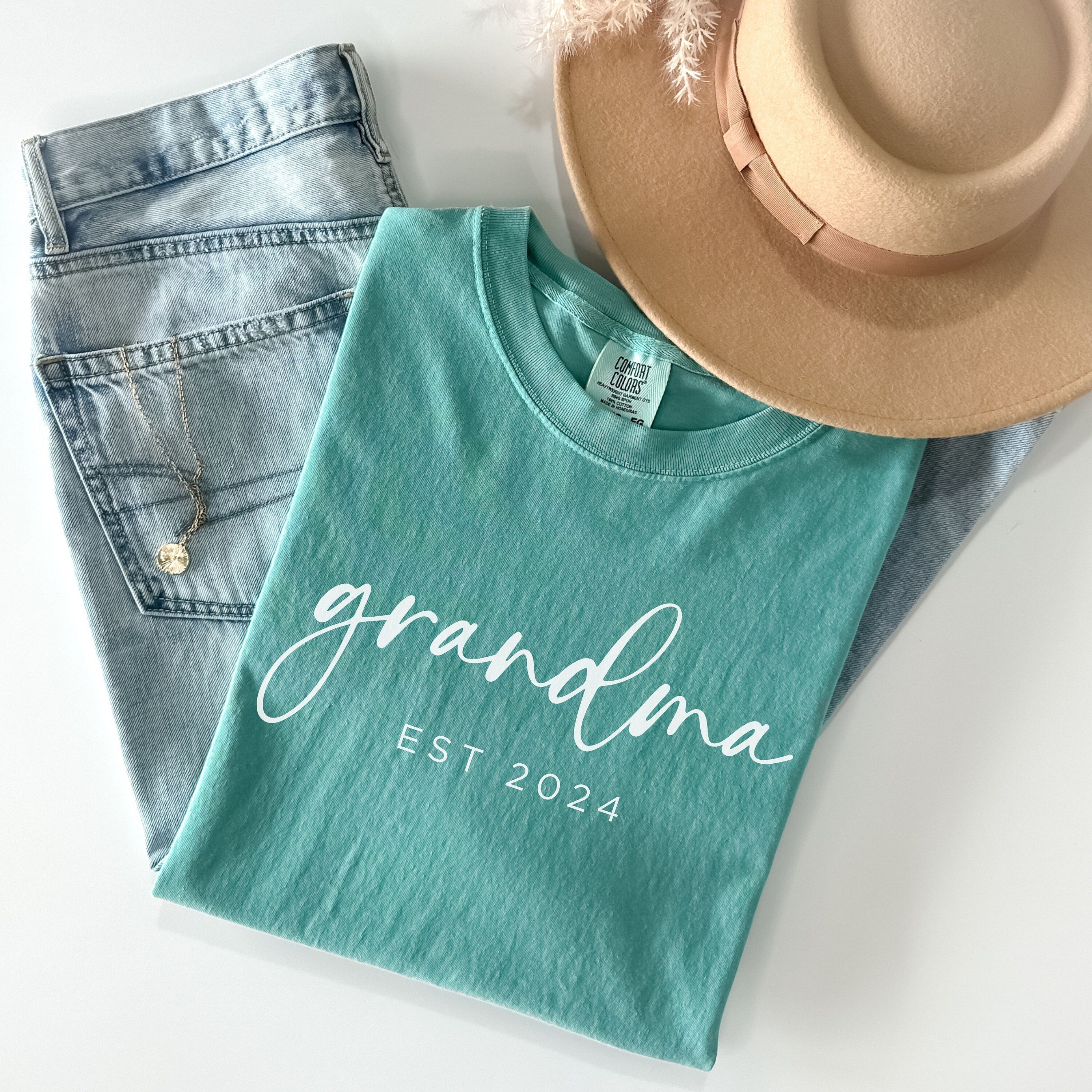 Custom Grandma Shirt, Grandma Est 2024 Shirt, Gift for Grandma, Mother's Day