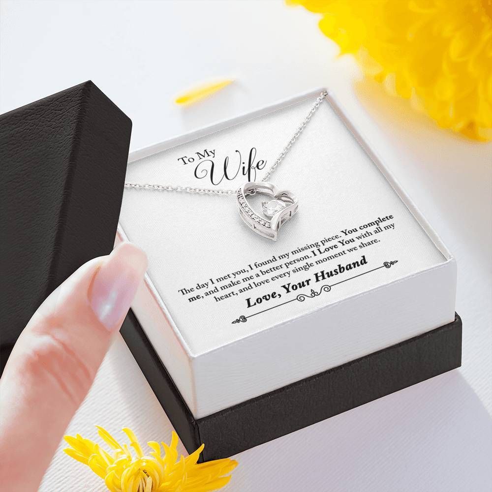 Beautiful Gift Forever Love Necklace With A Beautiful Message For Wife